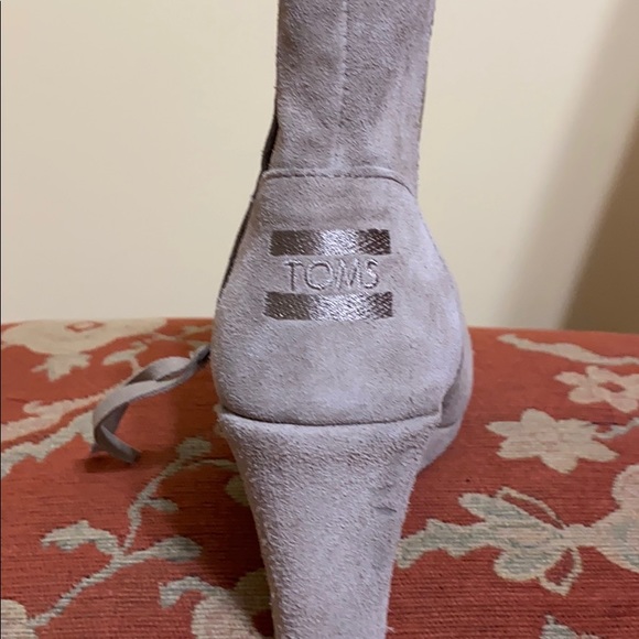 TOMS Suede Desert Wedge High Zip Boots Taupe 7 - Picture 2 of 6